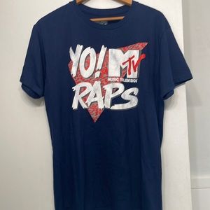 medium mens’ “yo MTV RAPS” shirt